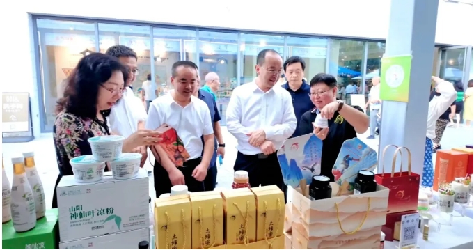 商洛市文旅局借大赛平台 集中开展特色文旅商品展示活动