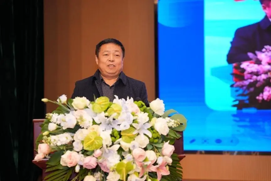 正在上传...