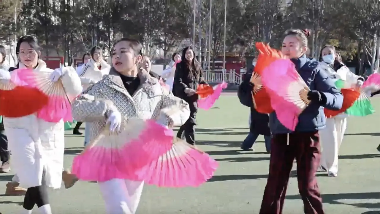 秦腔、洛川蹩鼓！洛川县年俗文化活动热闹非凡