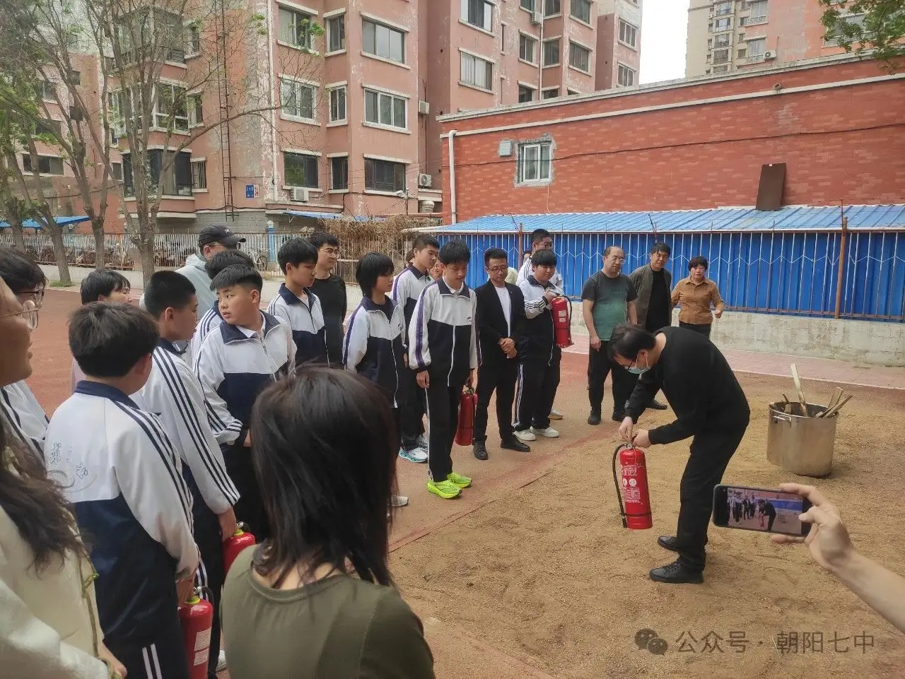 正在上传...