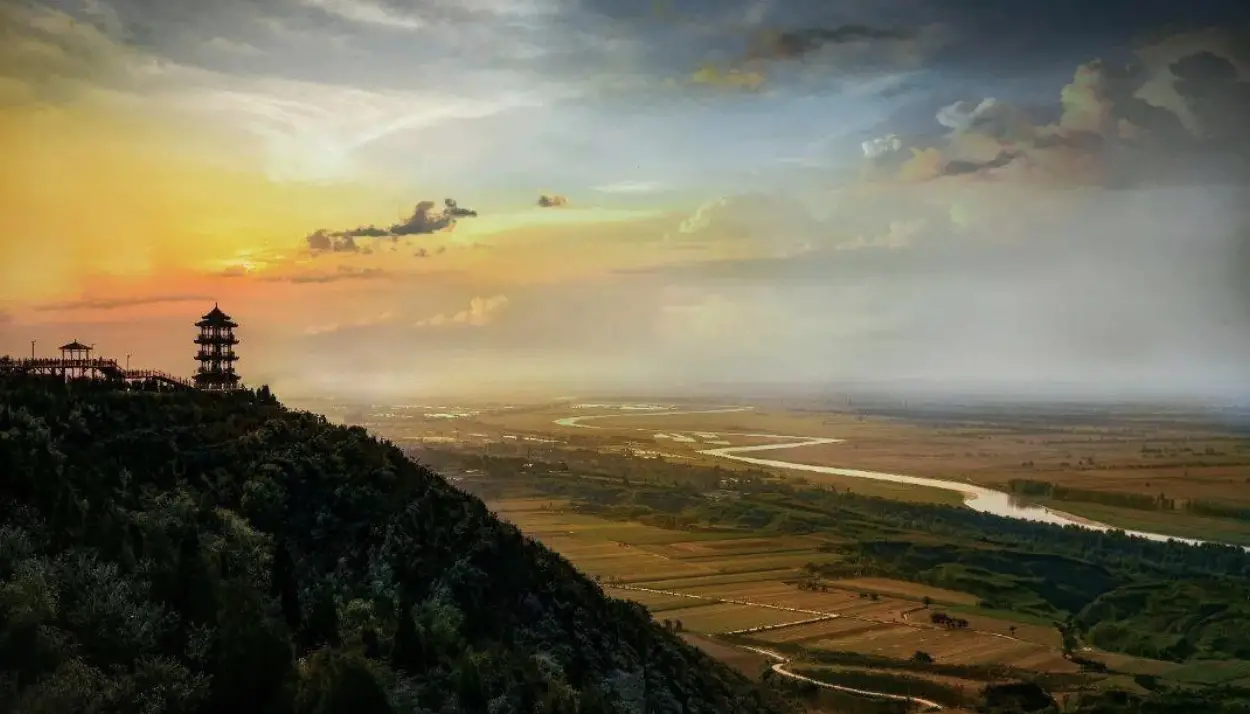 潼关县园区企业累计完成工业产值21.25亿元