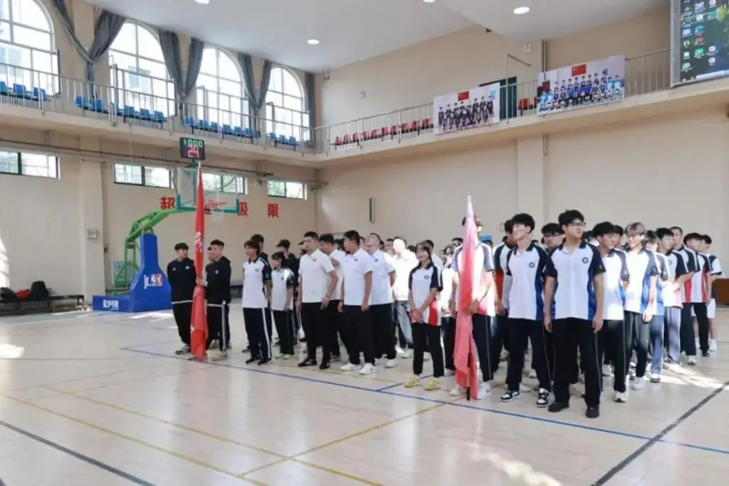 朝阳二高 燃情赛场聚合力 青春逐梦共成长