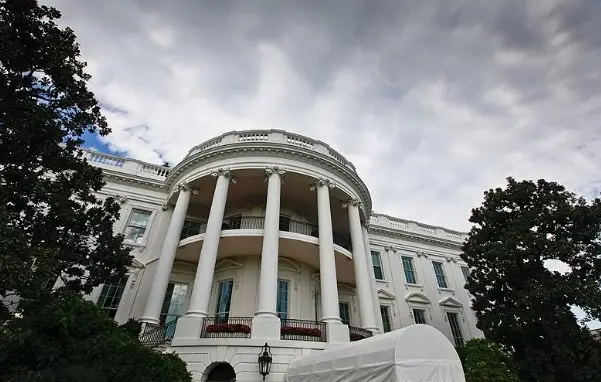 特朗普实施“对等关税”合法性遭美联邦法院质疑