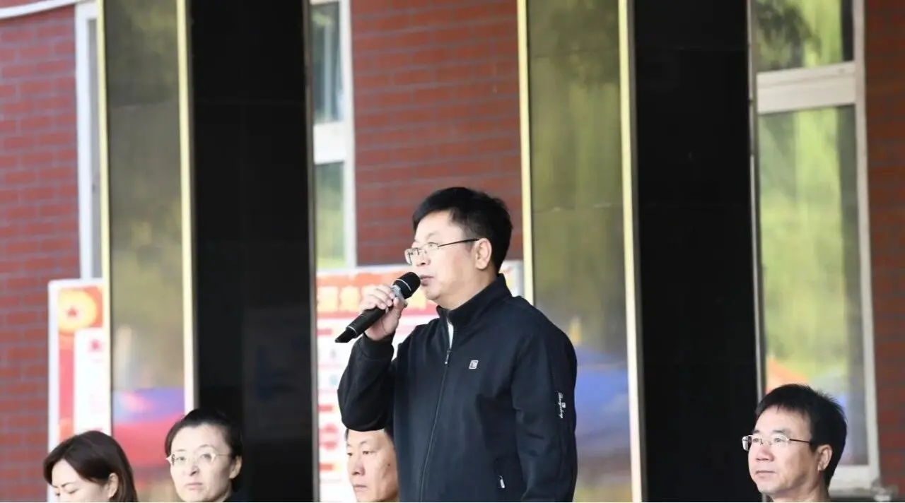 正在上传...