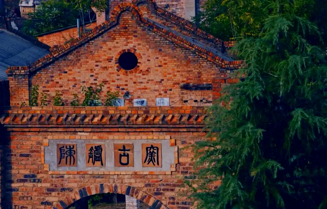 陈炉古镇“说瓷人”新传